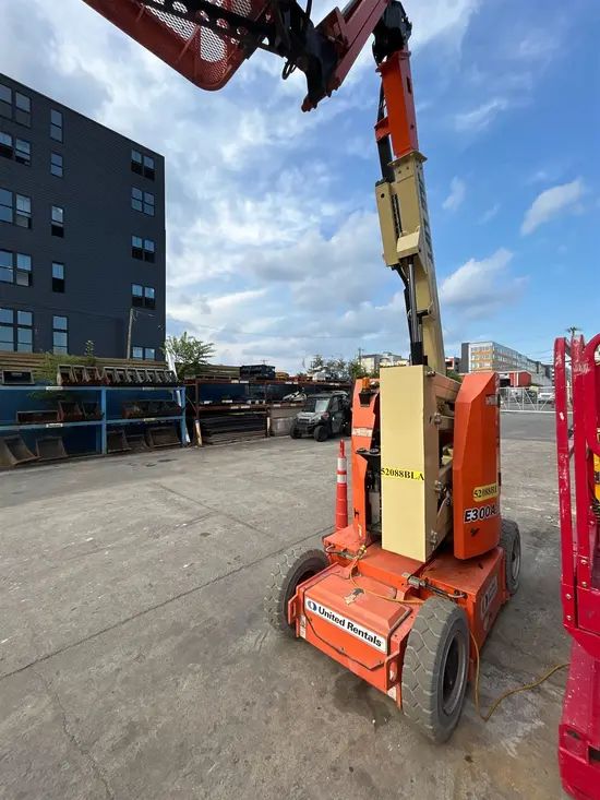 2017 JLG E300AJP Articulating Boom Lift