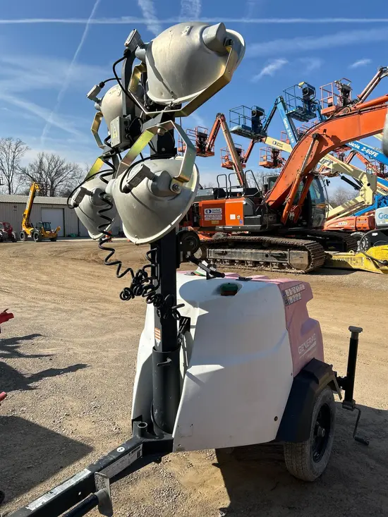 2017 Magnum Pro MLT6SM Portable Light Tower