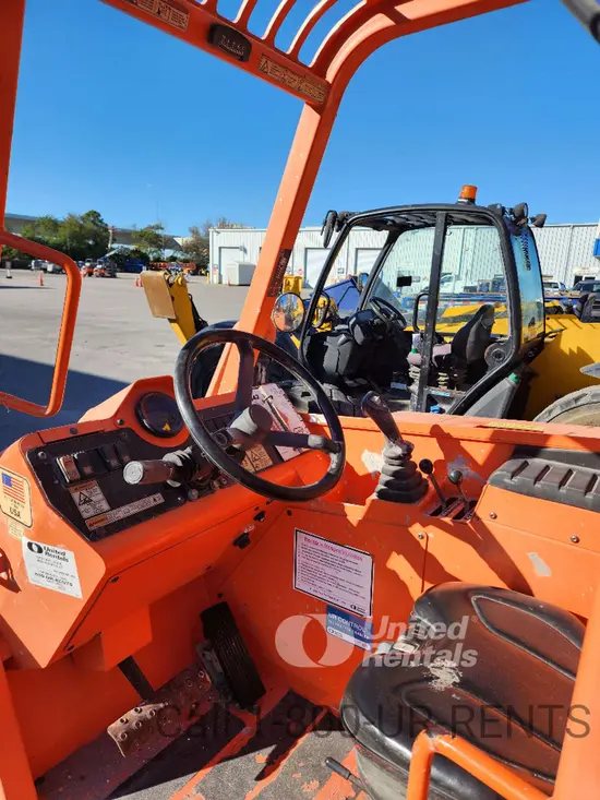 2018 SKYTRAK 6042 Forklift