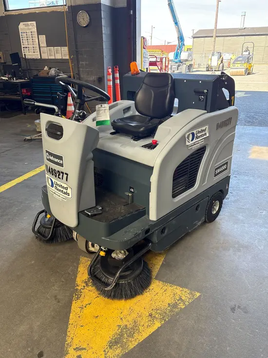 2022 Clarke SW4000 49 Sweeper
