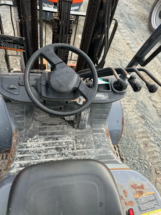2019 Toyota 8FGU30 Warehouse Forklift