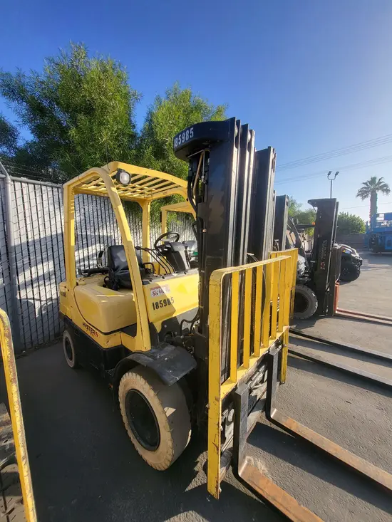 2017 HYSTER H50FT Warehouse Forklift