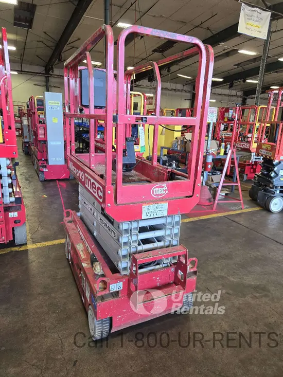 2019 MEC MICRO 19 Scissor Lift
