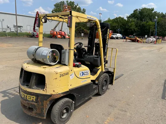 2017 HYSTER H50XT Warehouse Forklift