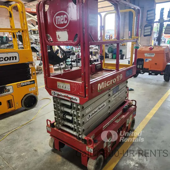 2019 MEC MICRO 19 Scissor Lift