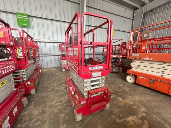 2019 MEC MICRO 19 Scissor Lift