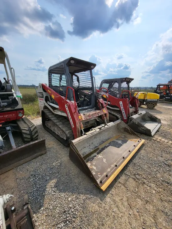 2022 Takeuchi TL8R2R Track Loader