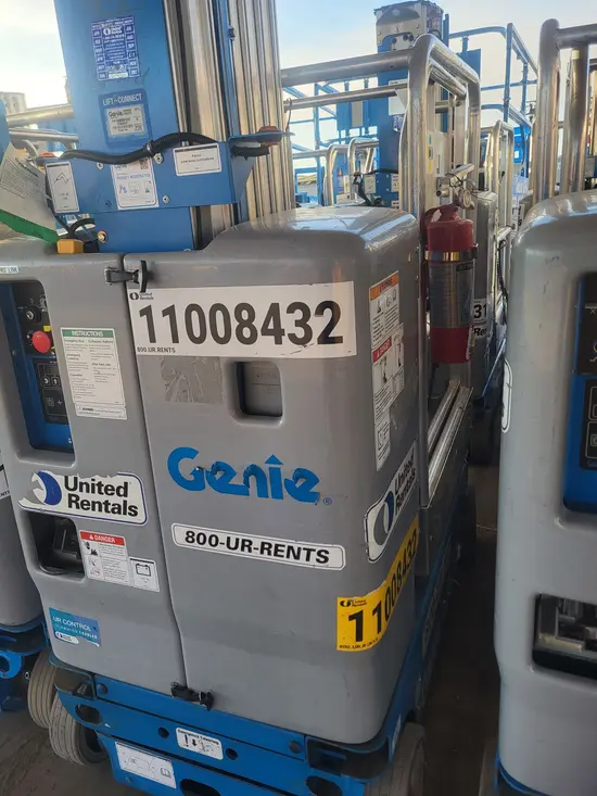 2019 Genie GR-20 Self-Propelled One-Person Lift