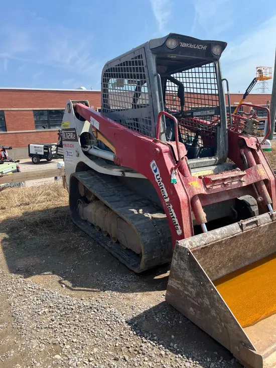 2019 Takeuchi TL12R2-R Track Loader