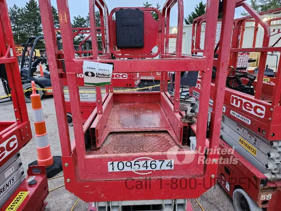 2019 MEC MICRO 19 Scissor Lift