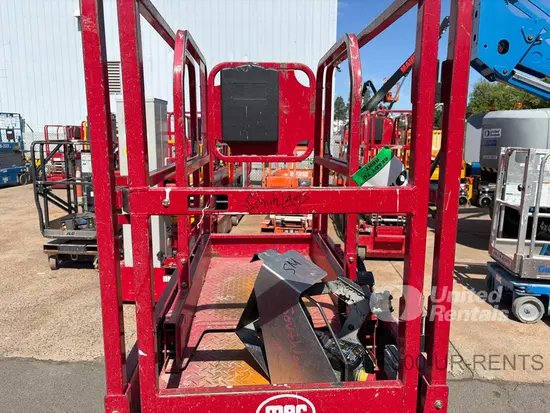 2018 MEC MICRO 19 Scissor Lift