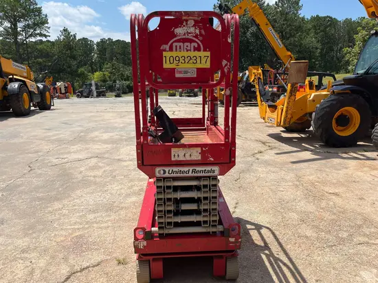 2019 MEC MICRO 19 Scissor Lift