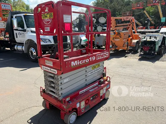 2019 MEC MICRO 19 Scissor Lift