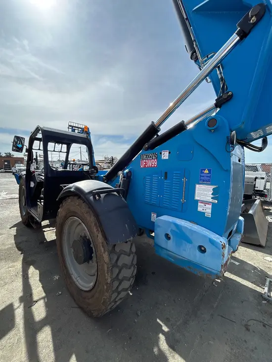 2017 Genie GTH-1056 Forklift