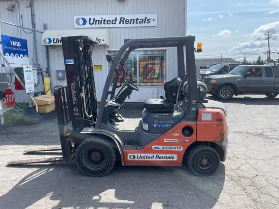 2019 Toyota 8FGU25 Warehouse Forklift