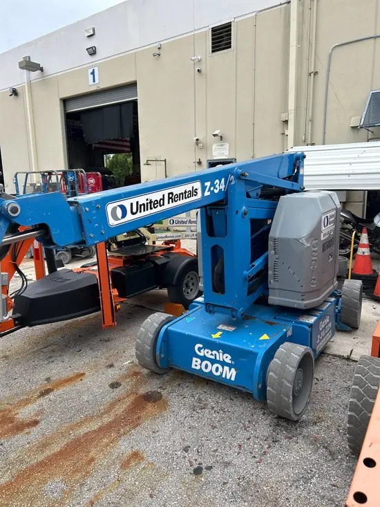 2018 Genie Z-34/22N Articulating Boom Lift