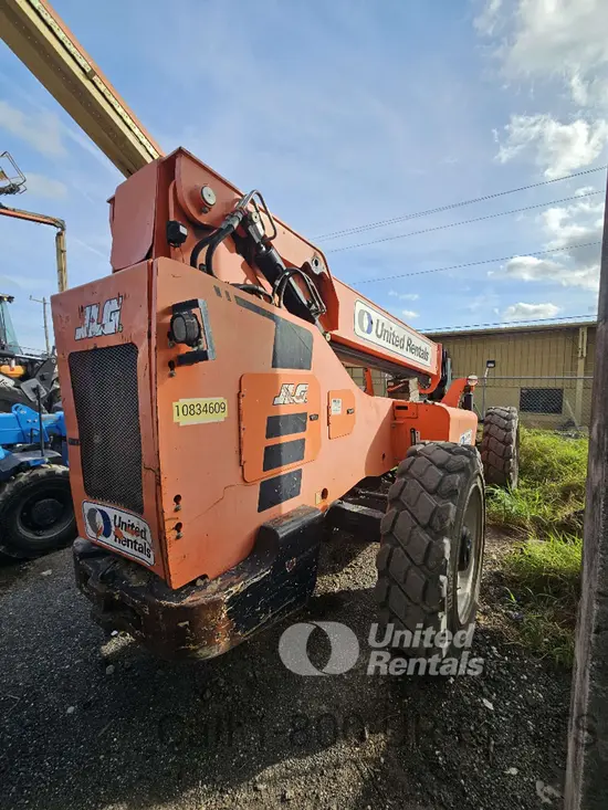2018 SKYTRAK 8042 Forklift