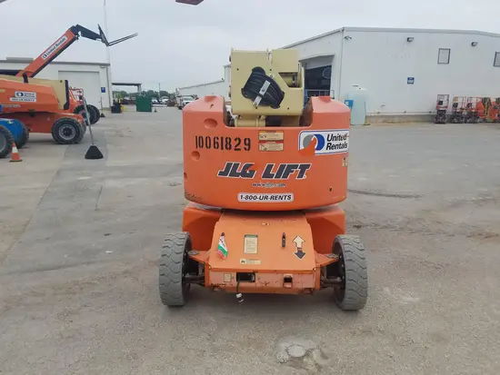 2012 JLG E400AJPN Articulating Boom Lift