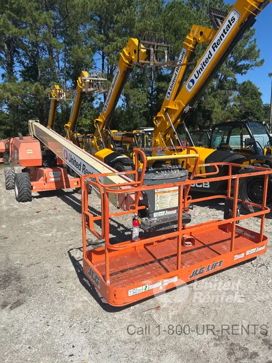 2017 JLG 800S Boom Lift