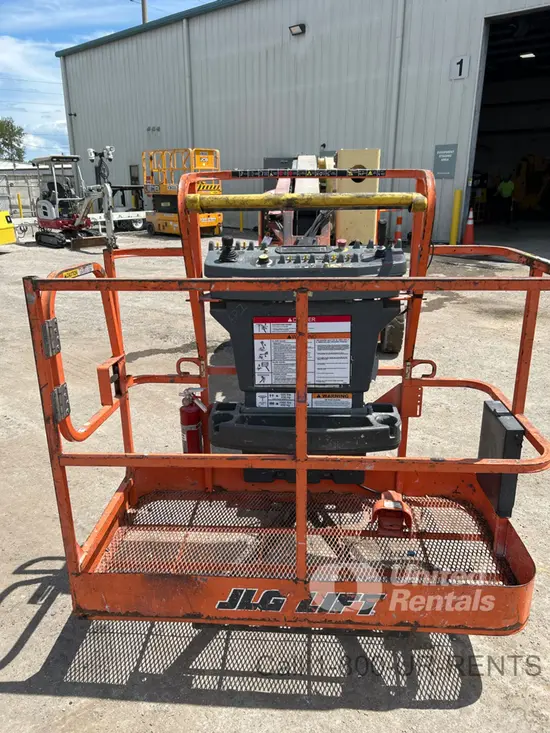 2018 JLG E450AJ Articulating Boom Lift
