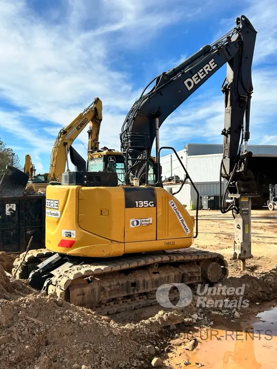 2019 John Deere 135G Excavator