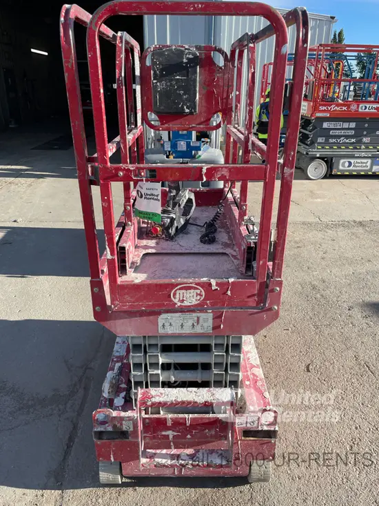 2018 MEC MICRO 19 Scissor Lift