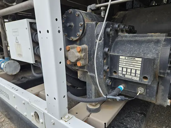 2014 YORK YVAA 0213 Chiller