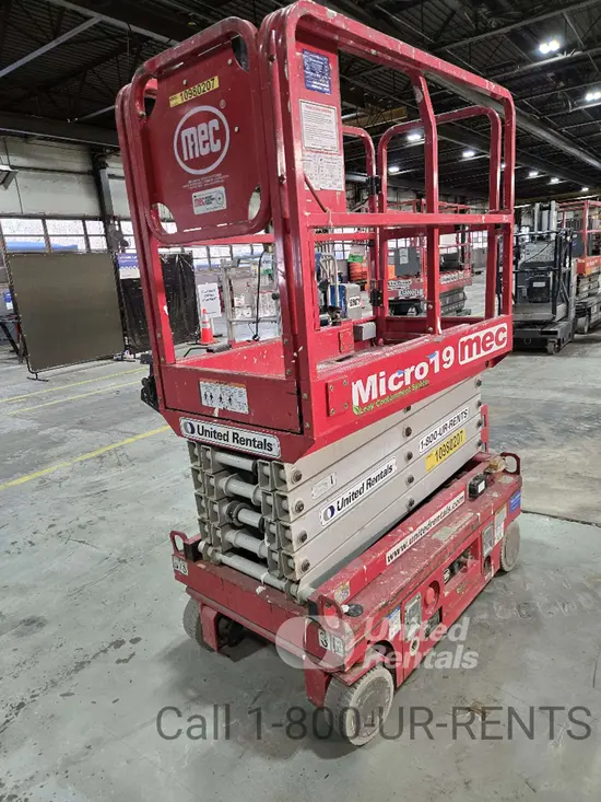 2019 MEC MICRO 19 Scissor Lift
