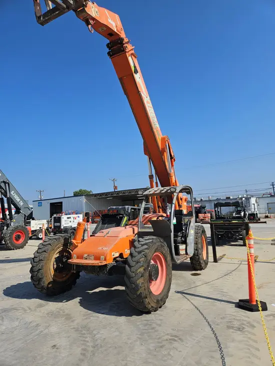 2013 XTREME XR842 Forklift