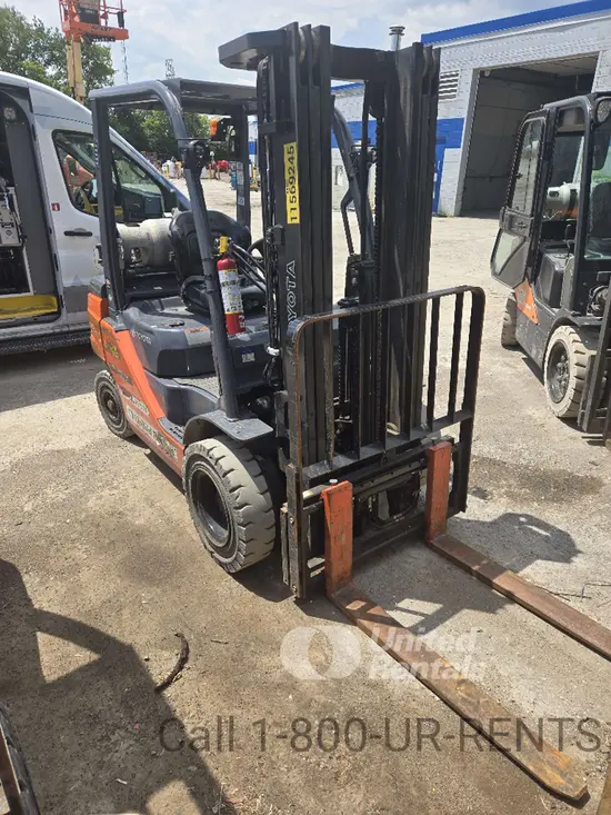 2022 Toyota 8FGU25 Warehouse Forklift