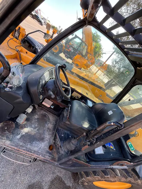 2017 JCB 507-42 Forklift