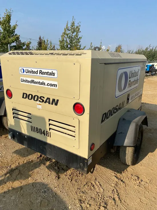 2021 Doosan P425/HP375WCUT4 Air Compressor