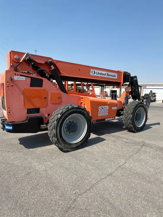 2018 SKYTRAK 10054 Forklift