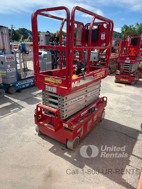 2019 MEC MICRO 19 Scissor Lift