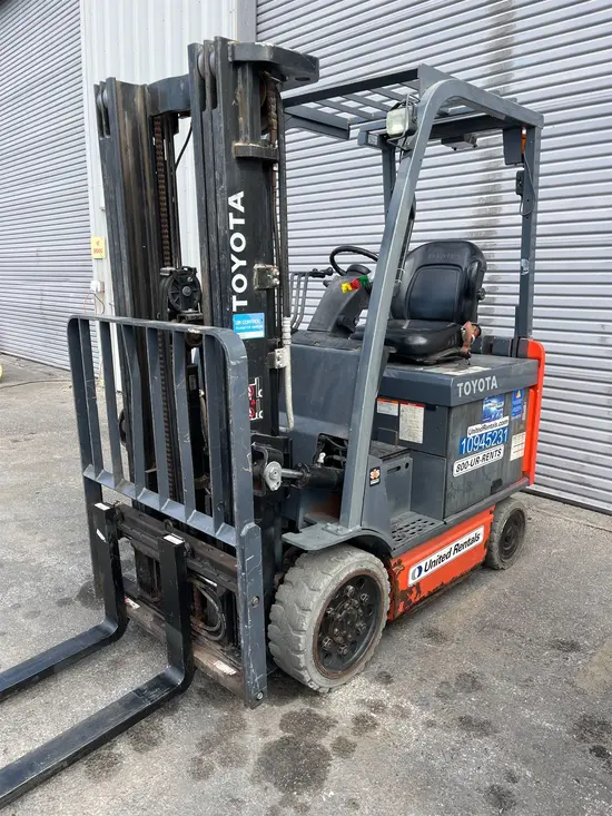2019 Toyota 8FBCU25 Warehouse Forklift