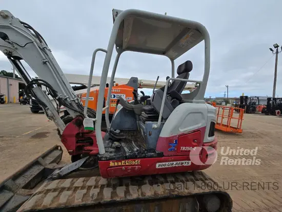 2021 Takeuchi TB250-2R Mini Excavator