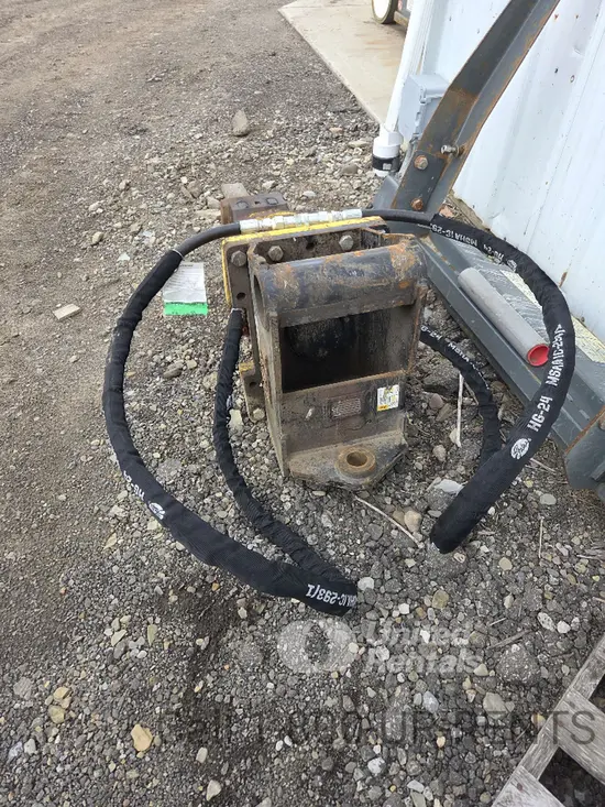 2021 Epiroc SB 452 Attachment