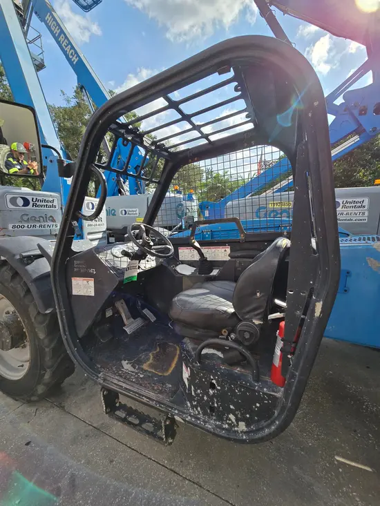 2017 Genie GTH-844 Forklift