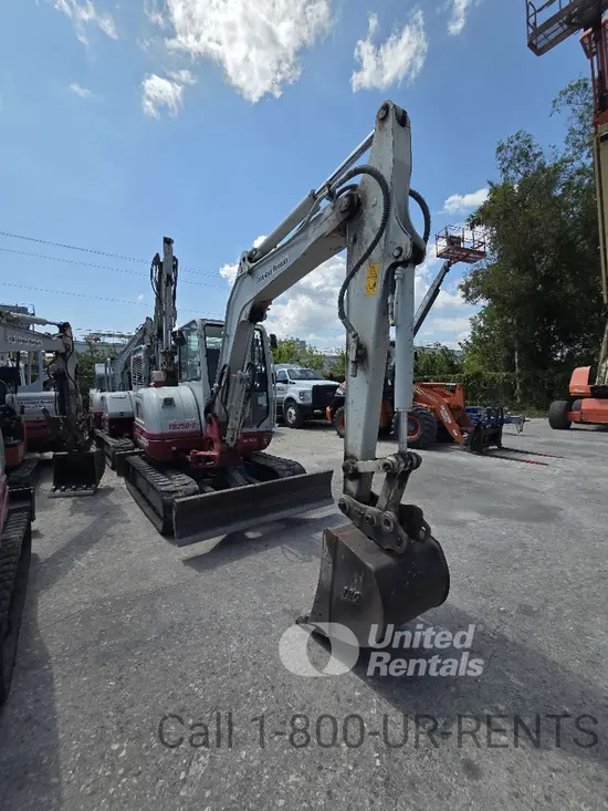 2022 Takeuchi TB250-2CR Mini Excavator