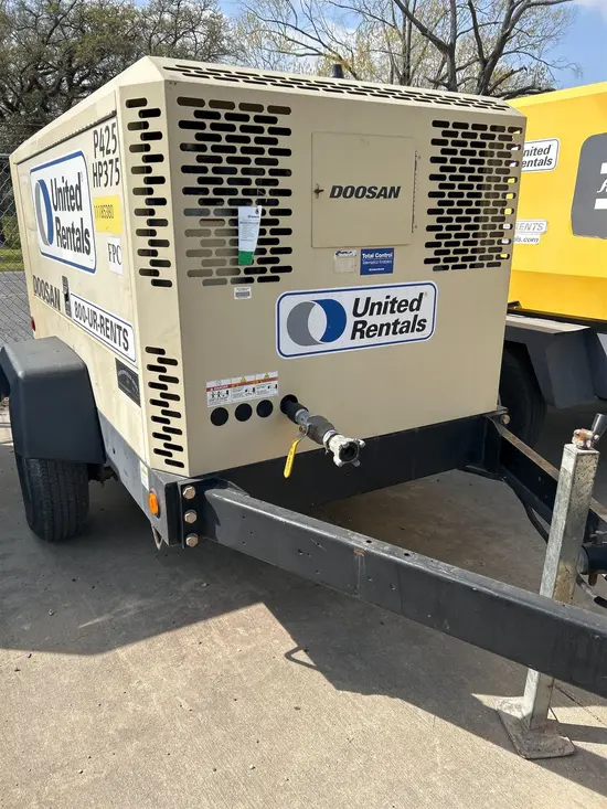 2021 Doosan P425/HP375WCUT4 Air Compressor