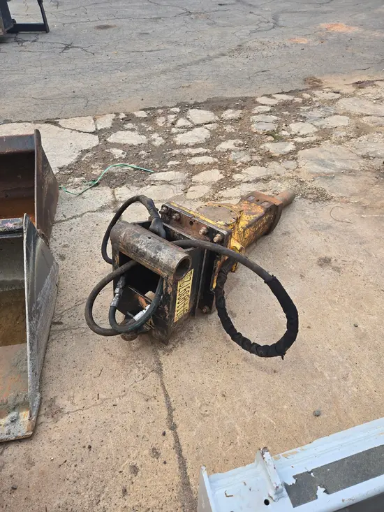 2021 Epiroc SB 452 Attachment
