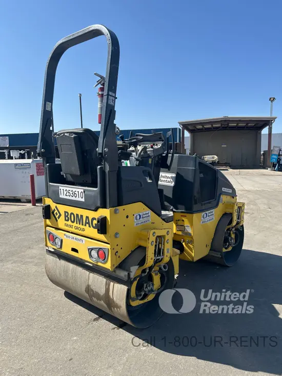 2021 BOMAG BW120SL-5 Double Drum Roller
