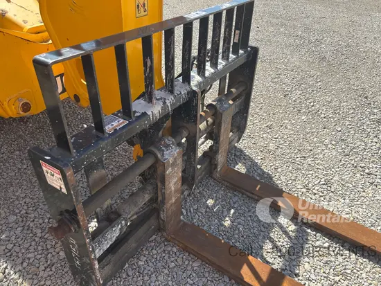 2019 JCB 400-7377 Attachment