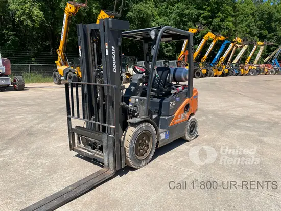 2021 Doosan G25N-7DF Warehouse Forklift
