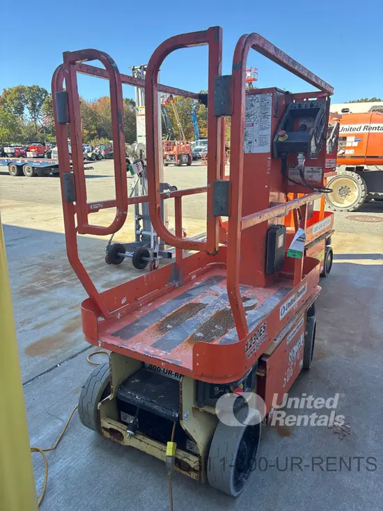 2017 JLG E300AJP Articulating Boom Lift