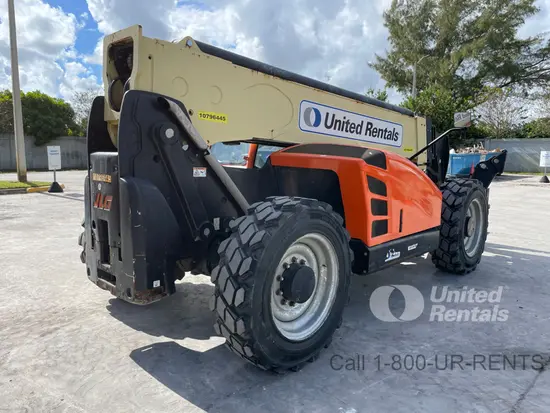 2018 JLG 1055 Forklift