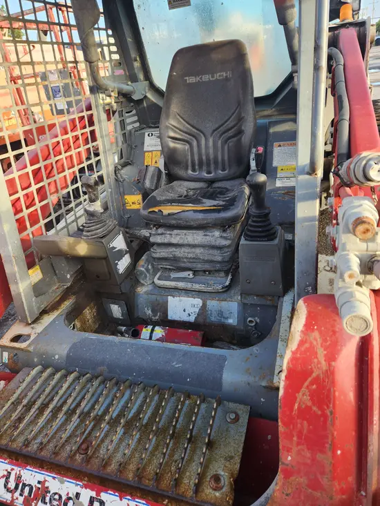 2020 Takeuchi TL8W Track Loader