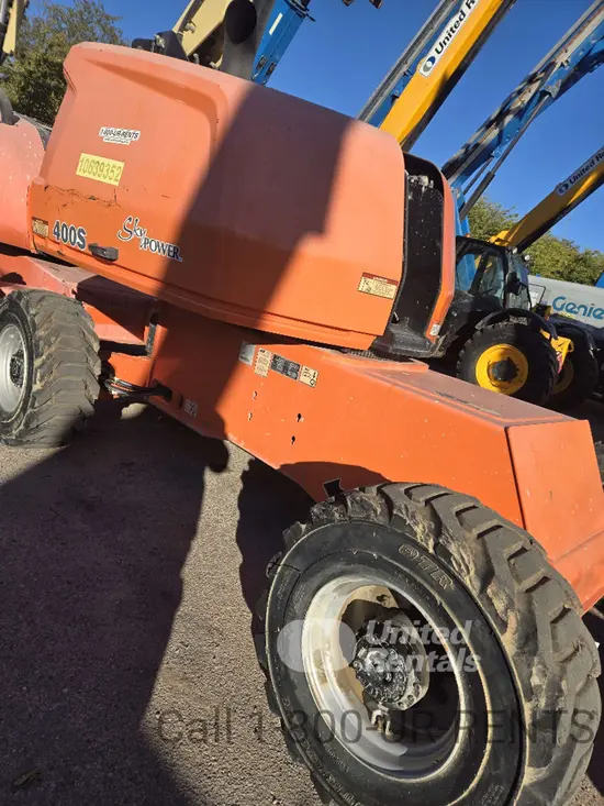 2017 JLG 400S Boom Lift
