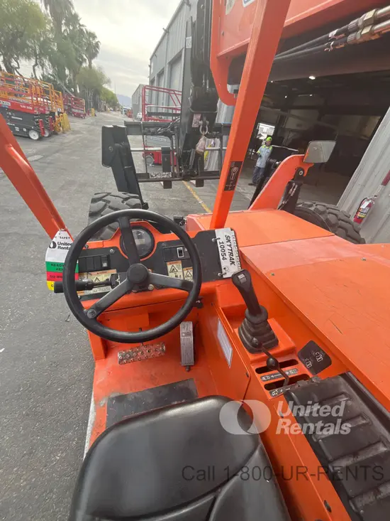 2018 SKYTRAK 10054 Forklift