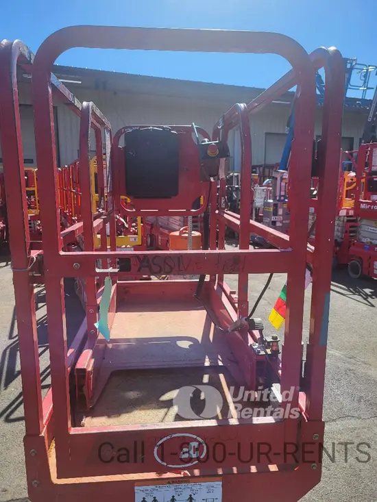 2019 MEC MICRO 19 Scissor Lift
